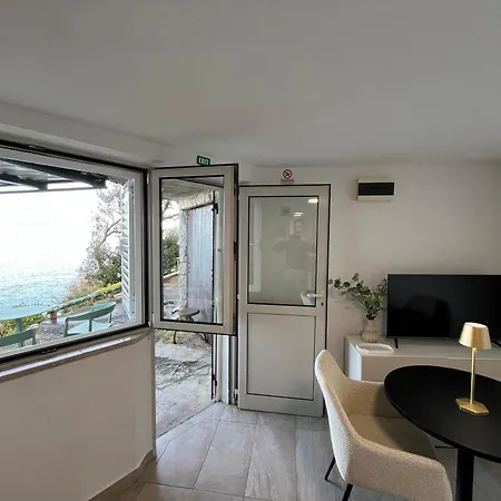 Dionis Lovely Beachfront House In Prigradica, Korcula Island Blato (Korcula)