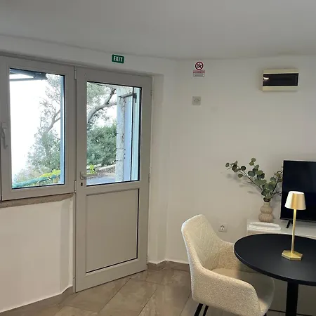 Dionis Lovely Beachfront House In Prigradica, Korcula Island * Blato (Korcula)