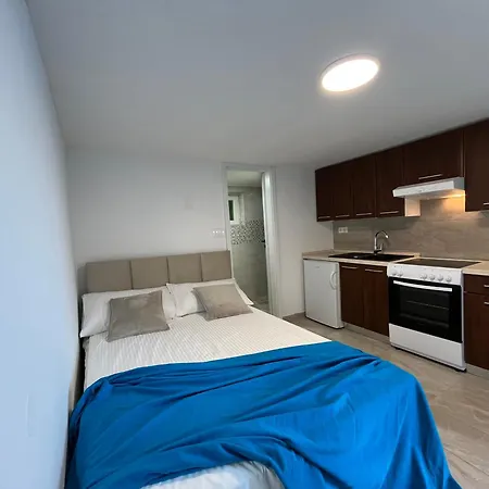 Dionis Lovely Beachfront House In Prigradica, Korcula Island *