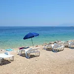 Dionis Lovely Beachfront House In Prigradica, Korcula Island Blato (Korcula)