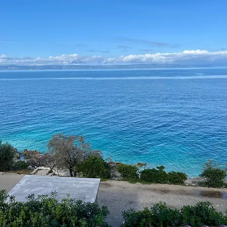 Dionis Lovely Beachfront House In Prigradica, Korcula Island *