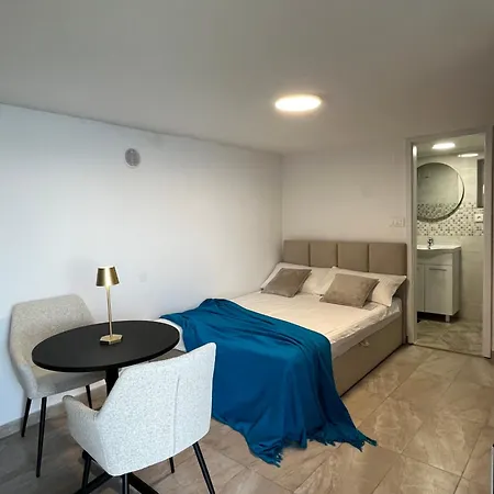 Casa de Férias Dionis Lovely Beachfront House In Prigradica, Korcula Island