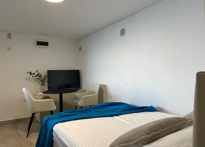 Dionis Lovely Beachfront House In Prigradica, Korcula Island * Blato (Korcula)