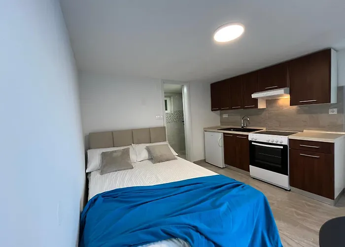 Dionis Lovely Beachfront House In Prigradica, Korcula Island *