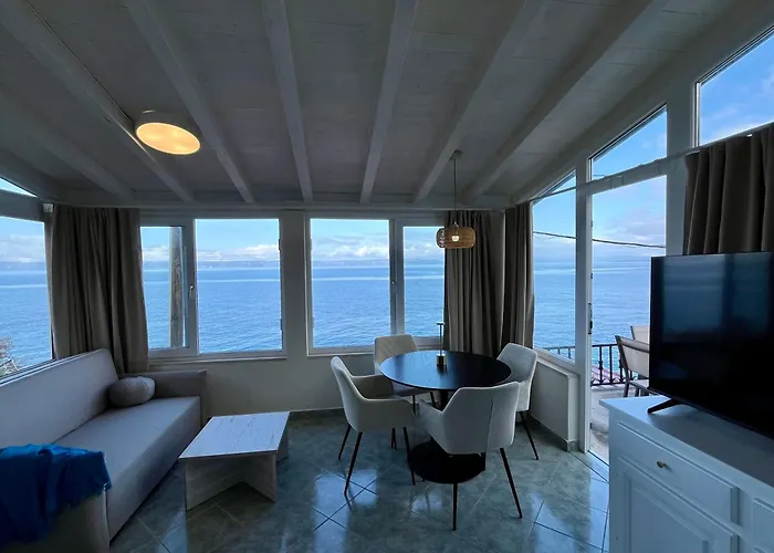 度假居 Dionis Lovely Beachfront House In Prigradica, Korcula Island *